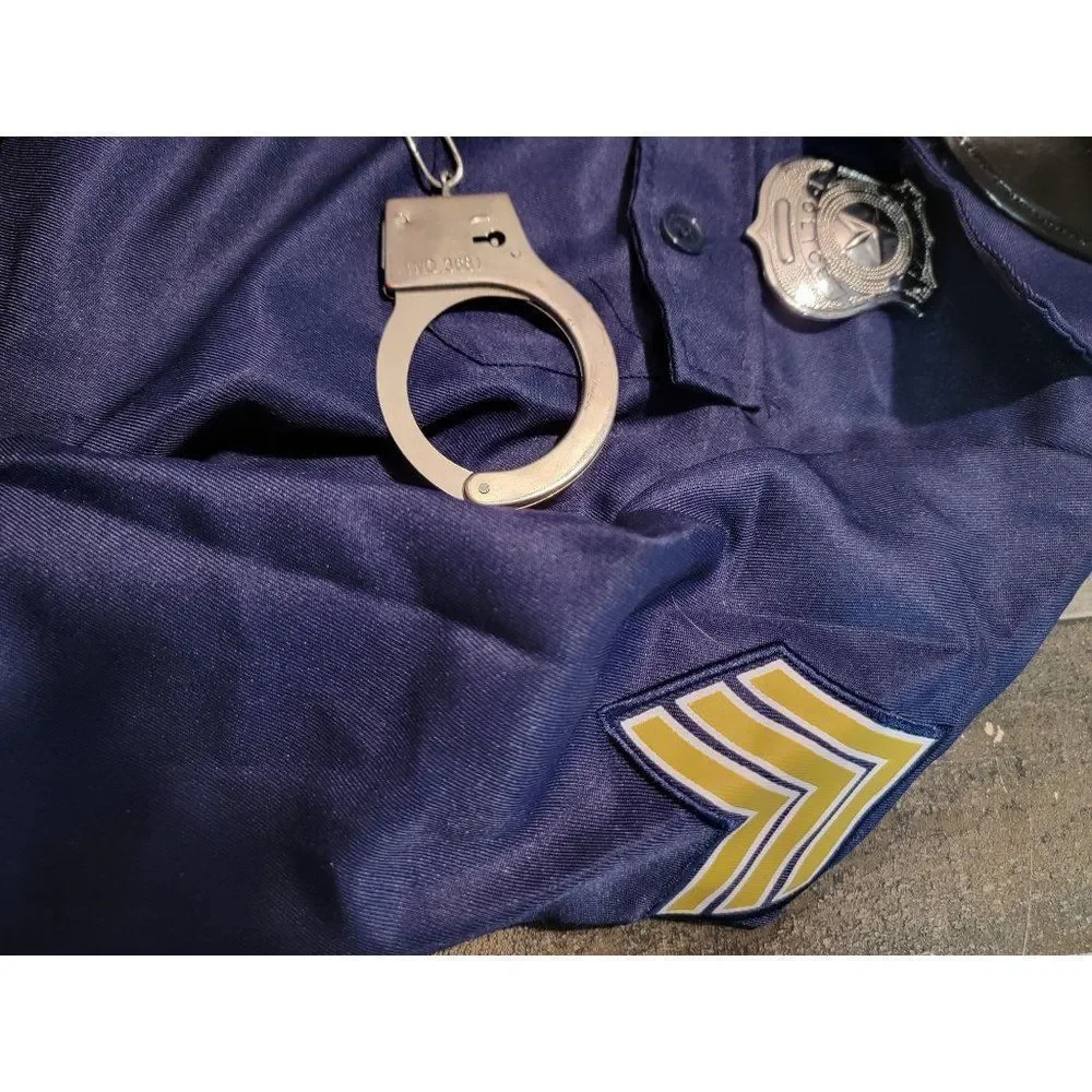 Spirit‎ Halloween youth cop costume police handcuffs